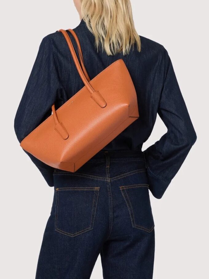 Coccinelle Double Beat Medium
