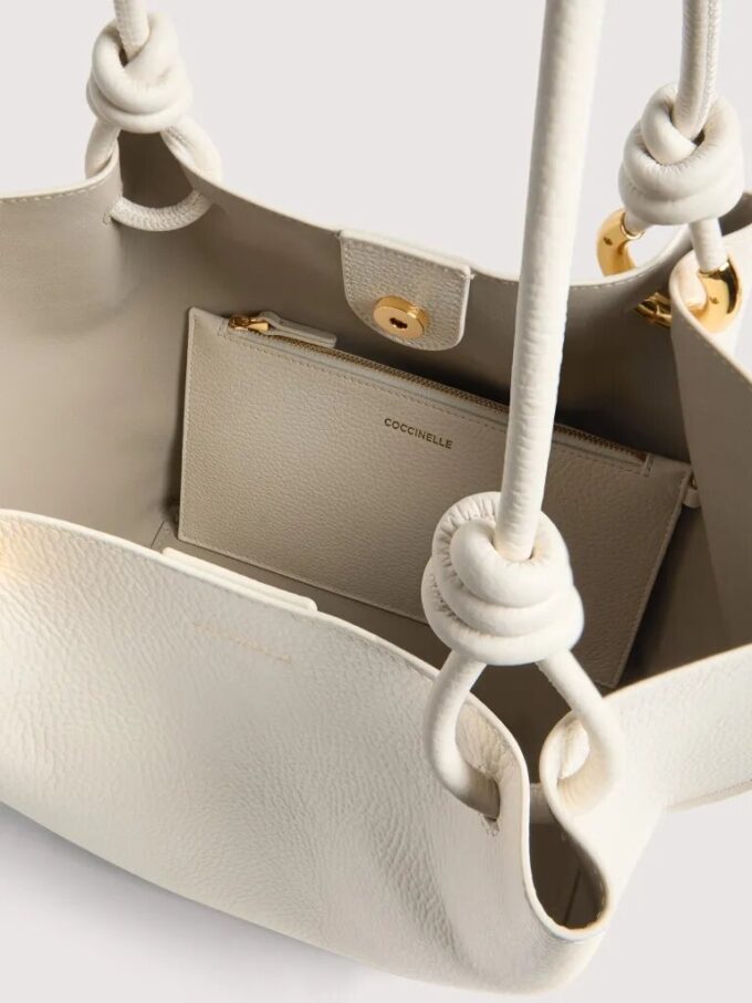 Coccinelle Finn Medium