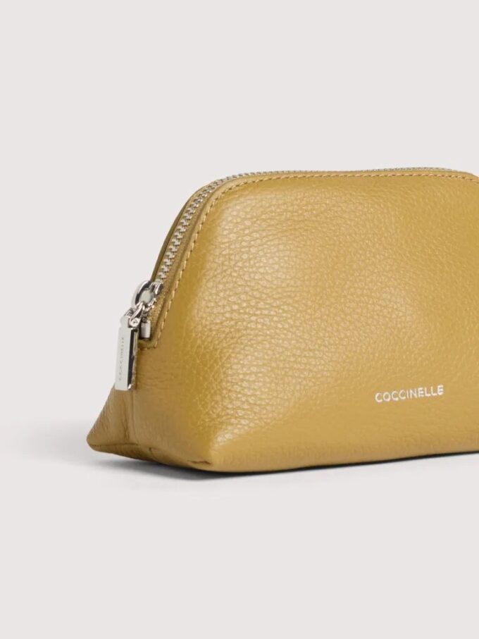 Coccinelle Helga Small