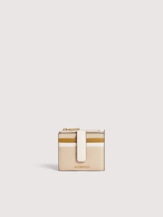 Metallic Medium
